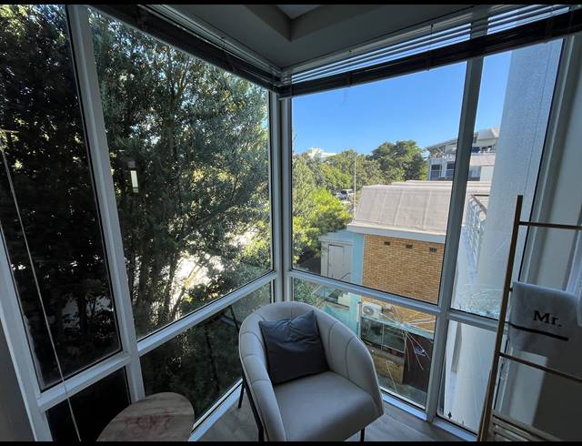 278M² OFFICE TO LET IN MOUILLE POINT
